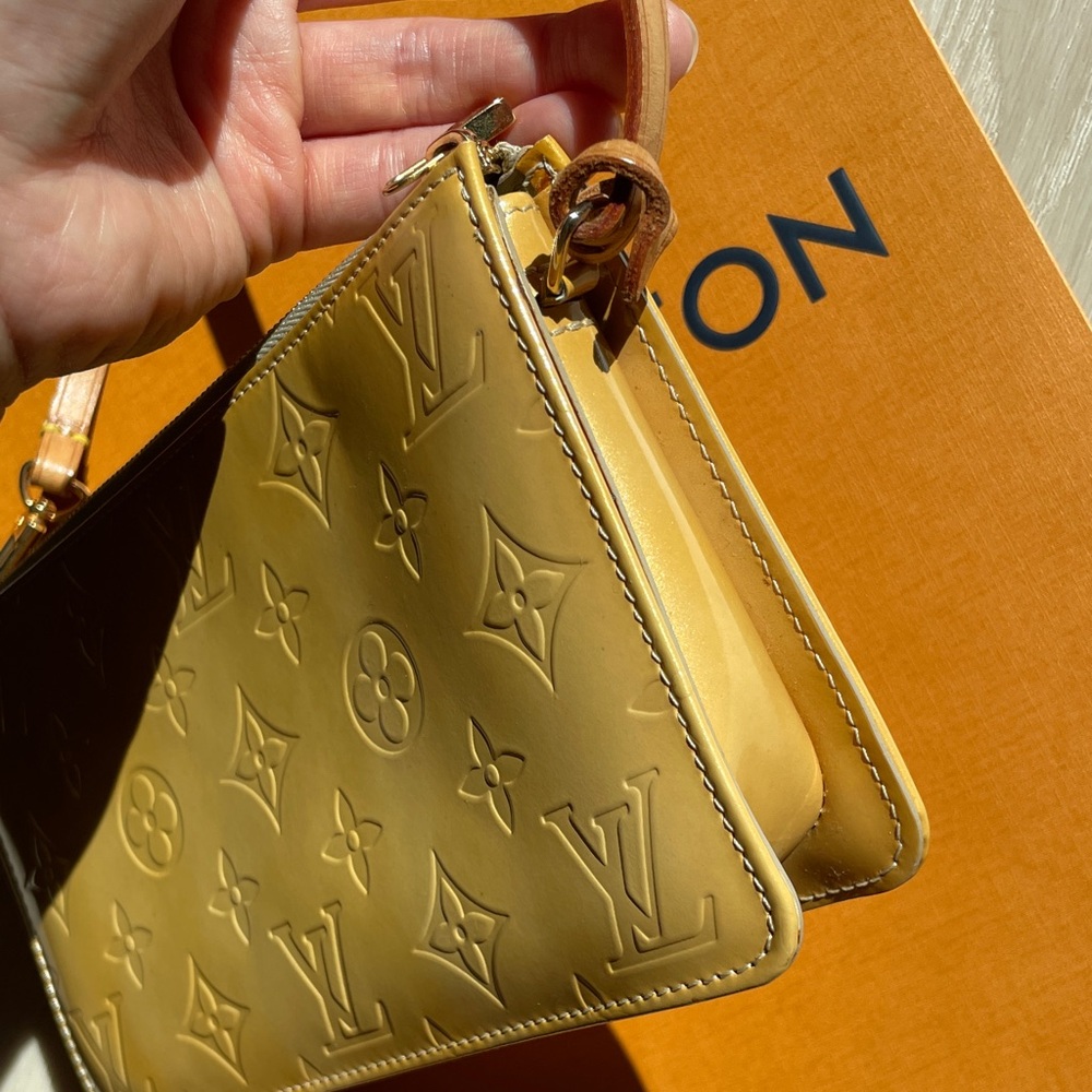 Louis Vuitton Lexington - Picture 4 of 16